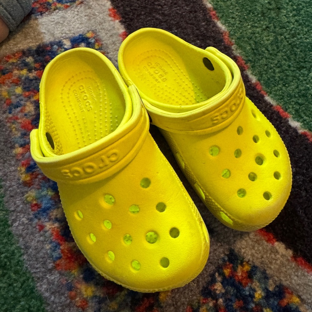 Kids crocs. Yellow. Size c10